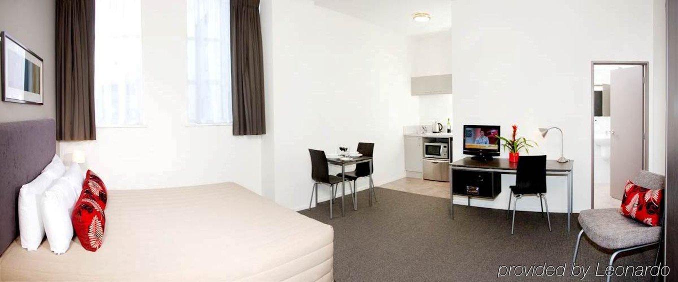 Aparthotel Quest 4*
